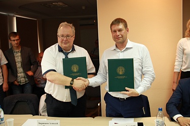 Подписание соглашения между Региональным центром инжниринга и СПбПУ